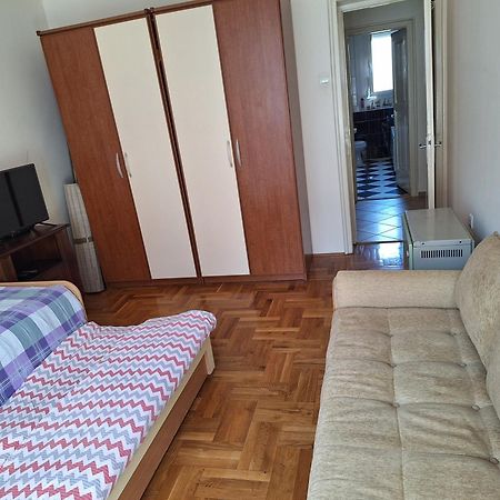 Apartment Music-Center, In The Center Of Podgorica Buitenkant foto